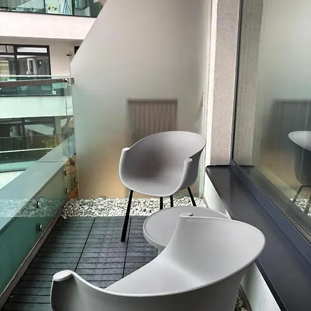 Ekskluzywny W Centrum, Balkon